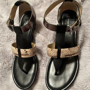 $157 Beautiful COACH Women Sandals size 8.5 Snake Skin and patent leather